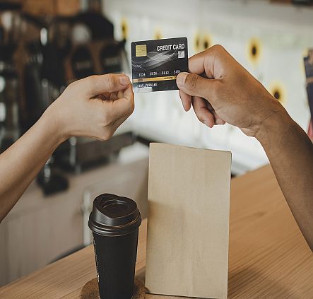 coffee shop credit card image